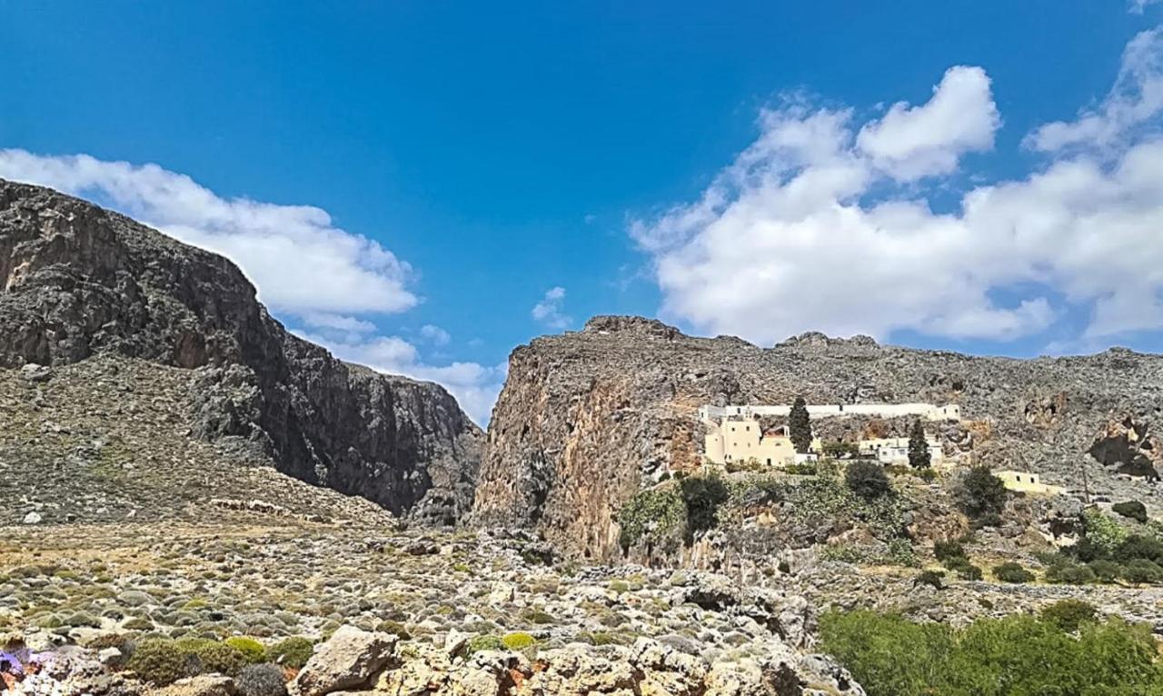 Aggel'S House - Stone House - Private Pool - Courtyard - Countryside Views Villa Kato Episkopi Luaran gambar
